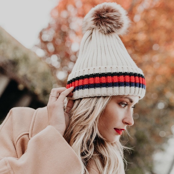 Haute Ellie Accessories - ASPEN Cable Knit Pom Beanie